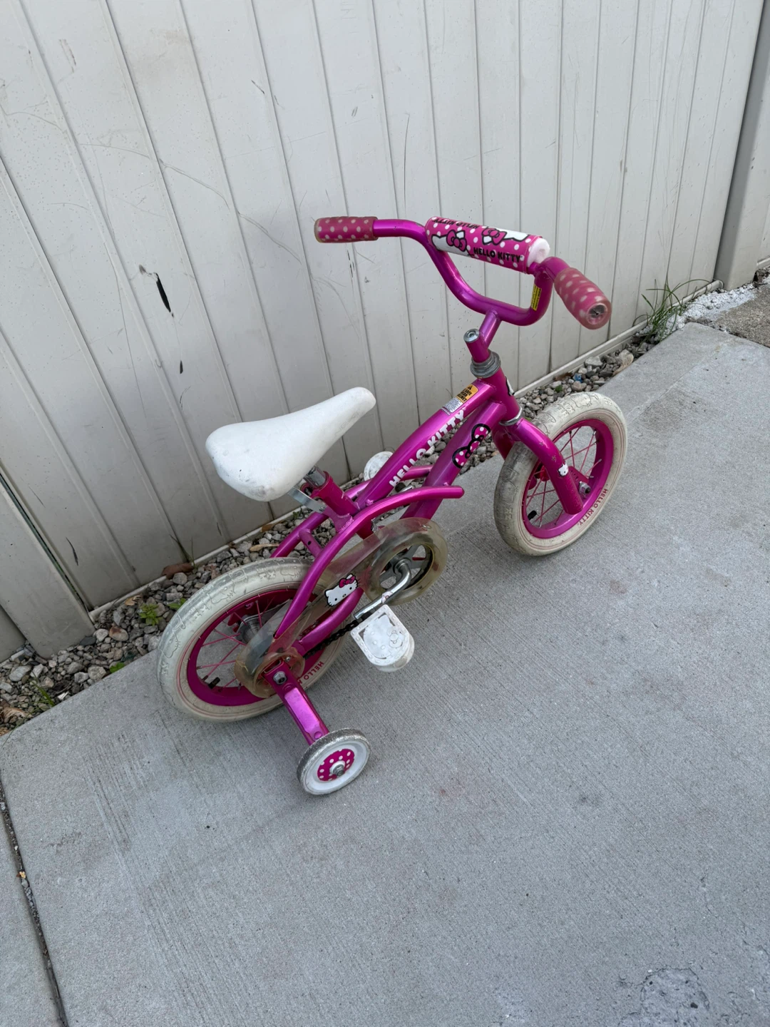 Kids Hello Kitty Pink Training Bike - photo 3
