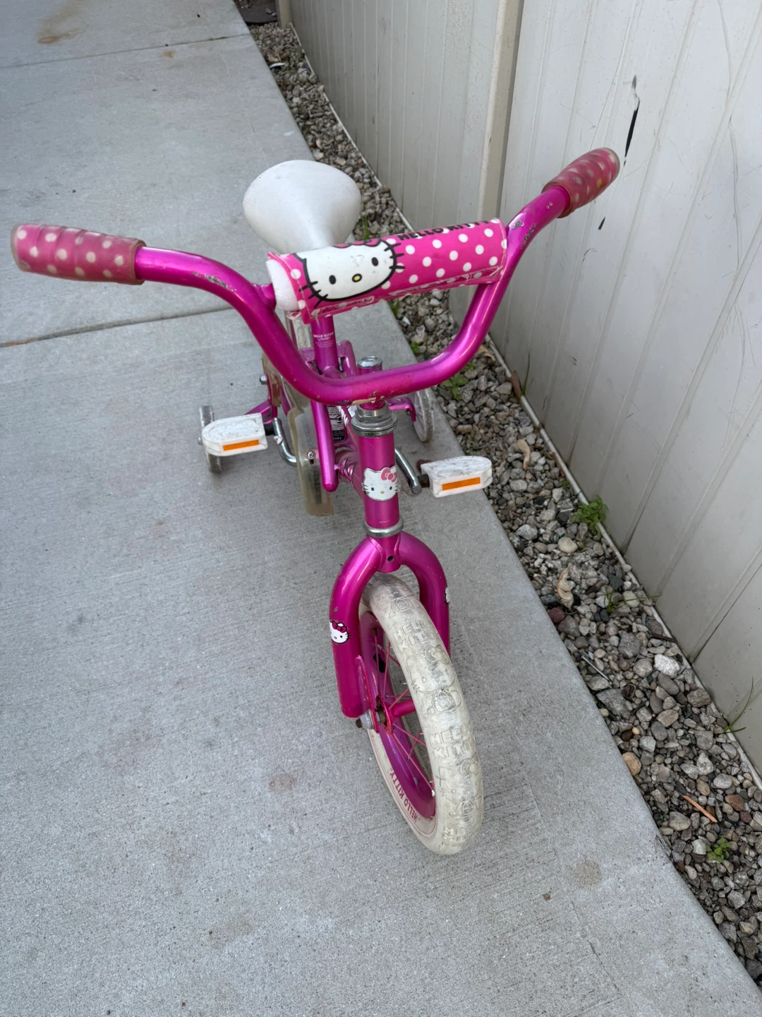 Kids Hello Kitty Pink Training Bike - photo 5