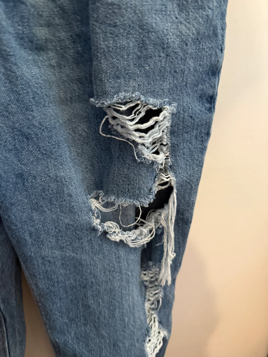 Old Navy Maternity Distressed Jeans Size 16 Short - photo 5