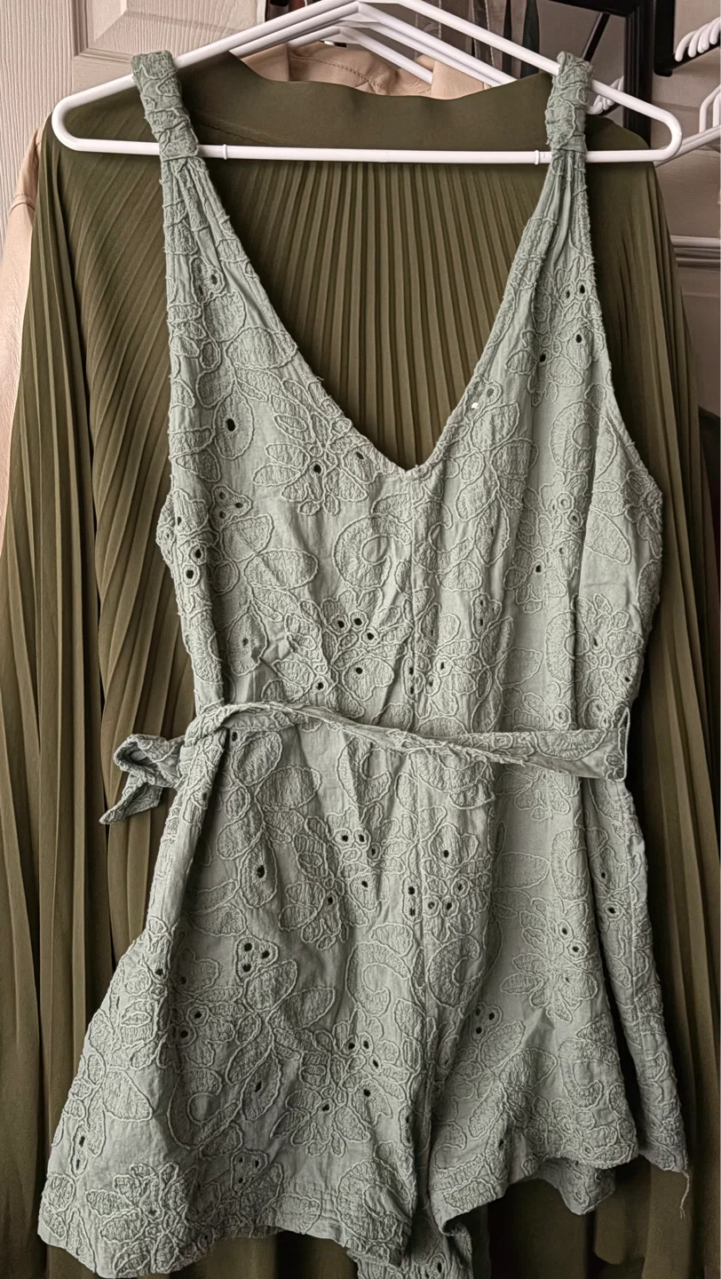 Cute Summer Clothes - Sizes L, XL + XXL - $5 each!! - photo 5