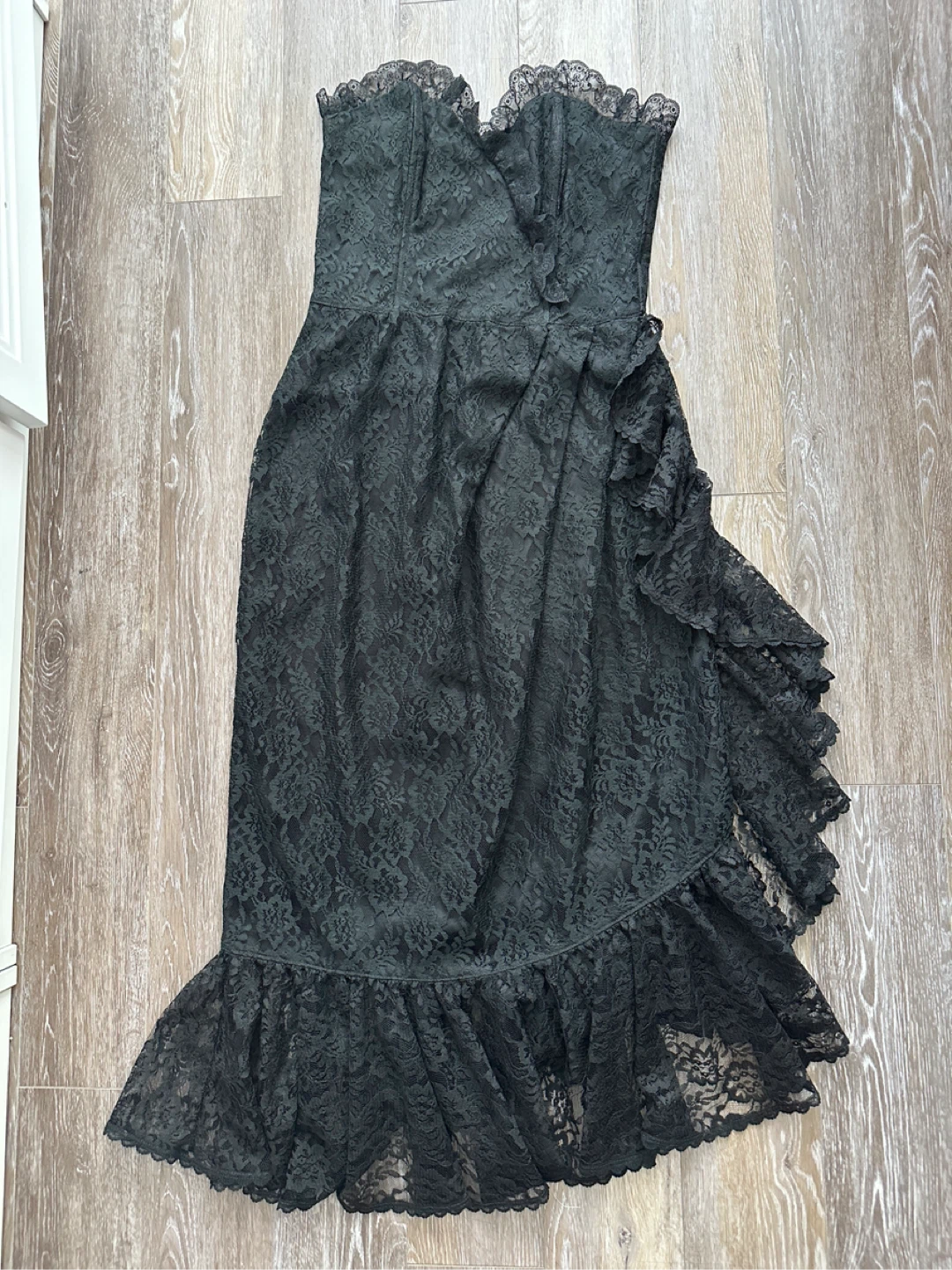 1980 GUNNE SAX Black Lace Strapless Dress - photo 4
