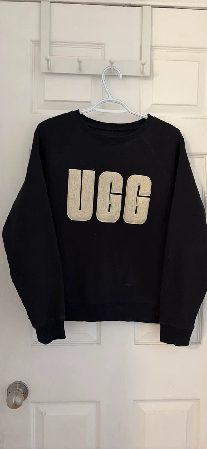 UGG Black Crewneck Sweatshirt - Medium