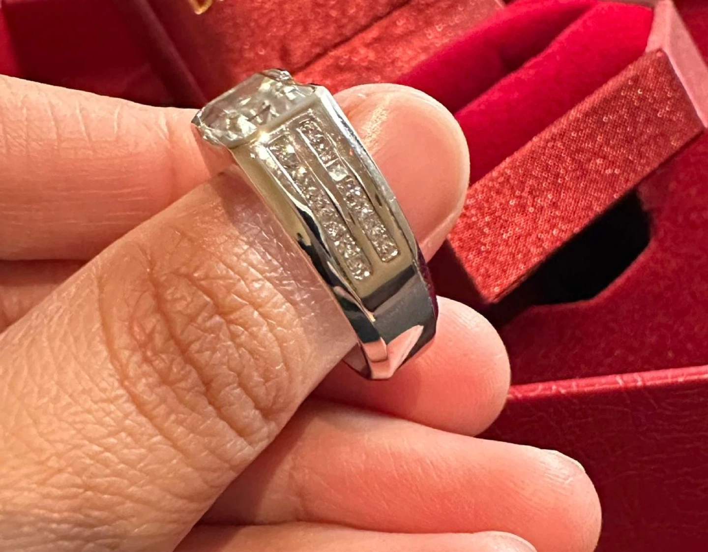 Emerald Cut Diamond Ring - photo 5
