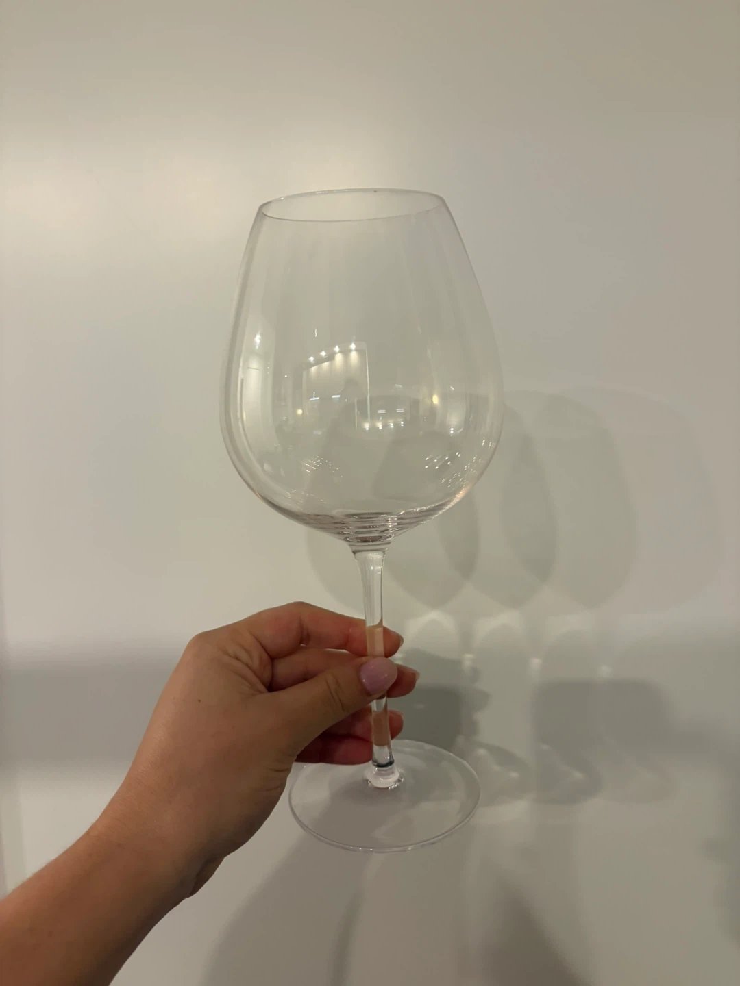 Clear Wine Glasses - Set of 2 - photo 2