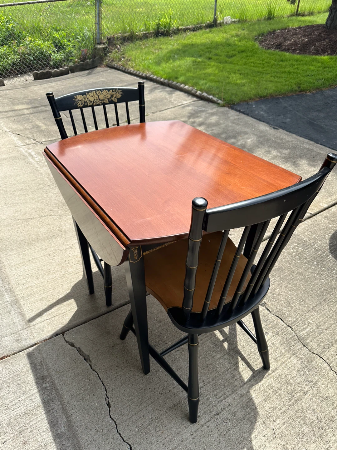 Drop Leaf Kitchen Table with 2 Chairs