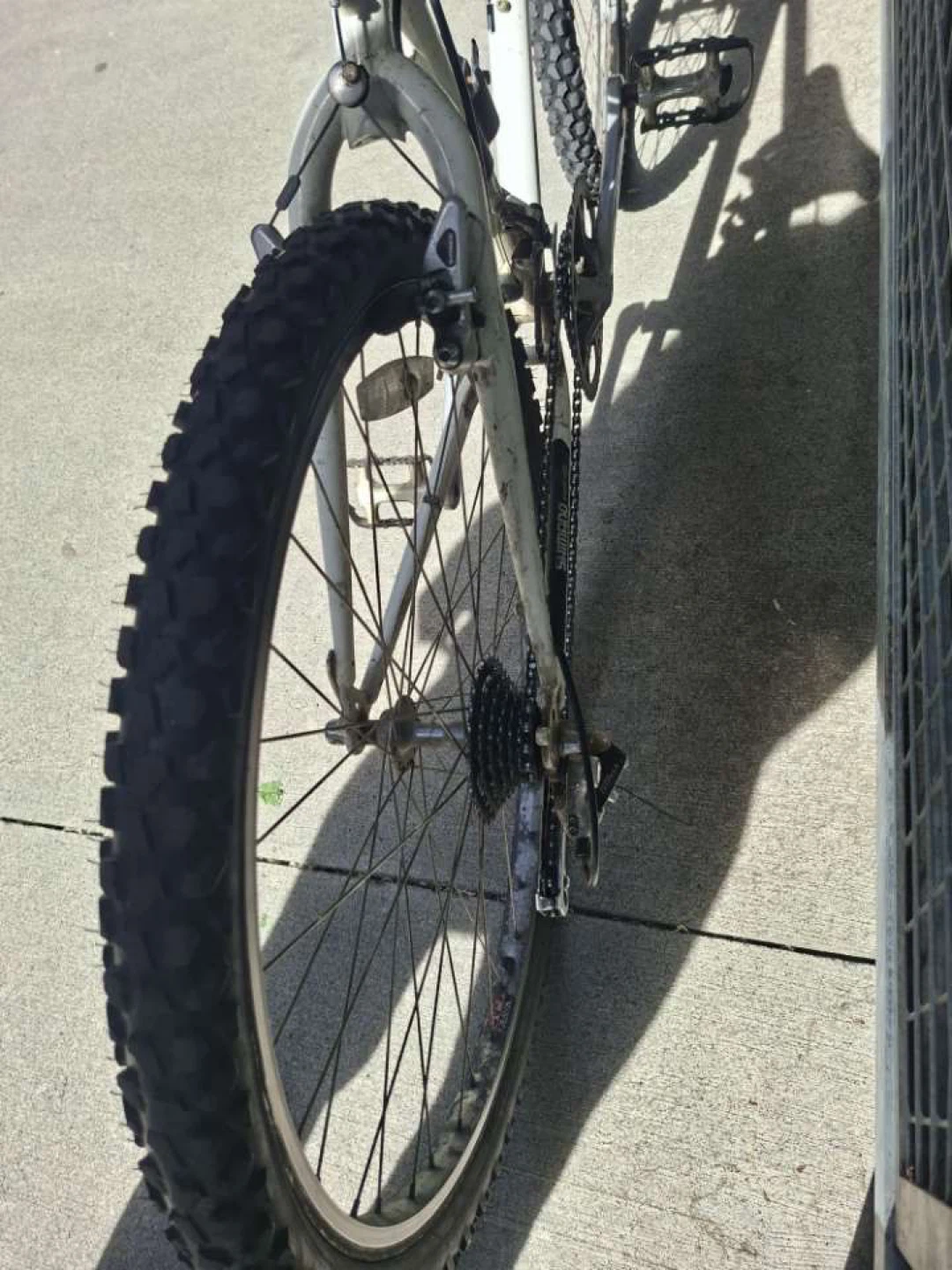 Mongoose 1800T Mountain Bike - photo 4