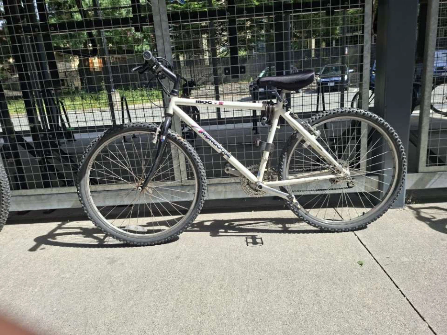 Mongoose 1800T Mountain Bike