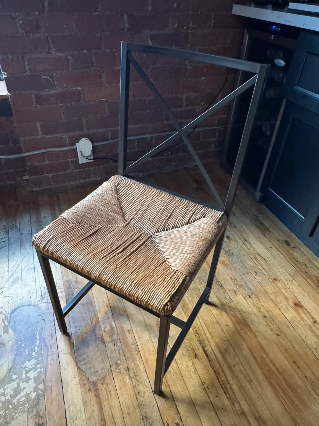 Set of 2x Metal Frame Straw Seat Chairs