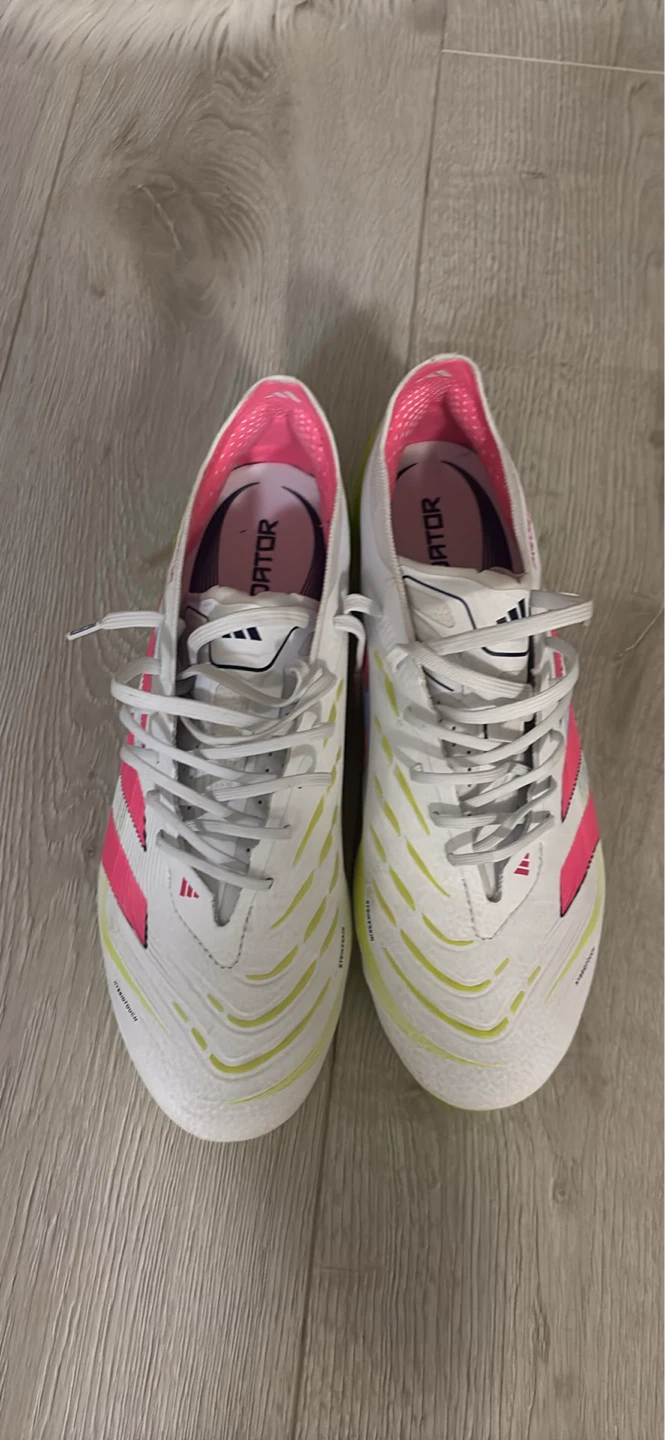Valverde Laced 2025 Elite Adidas Predator Celestial Victory Pack