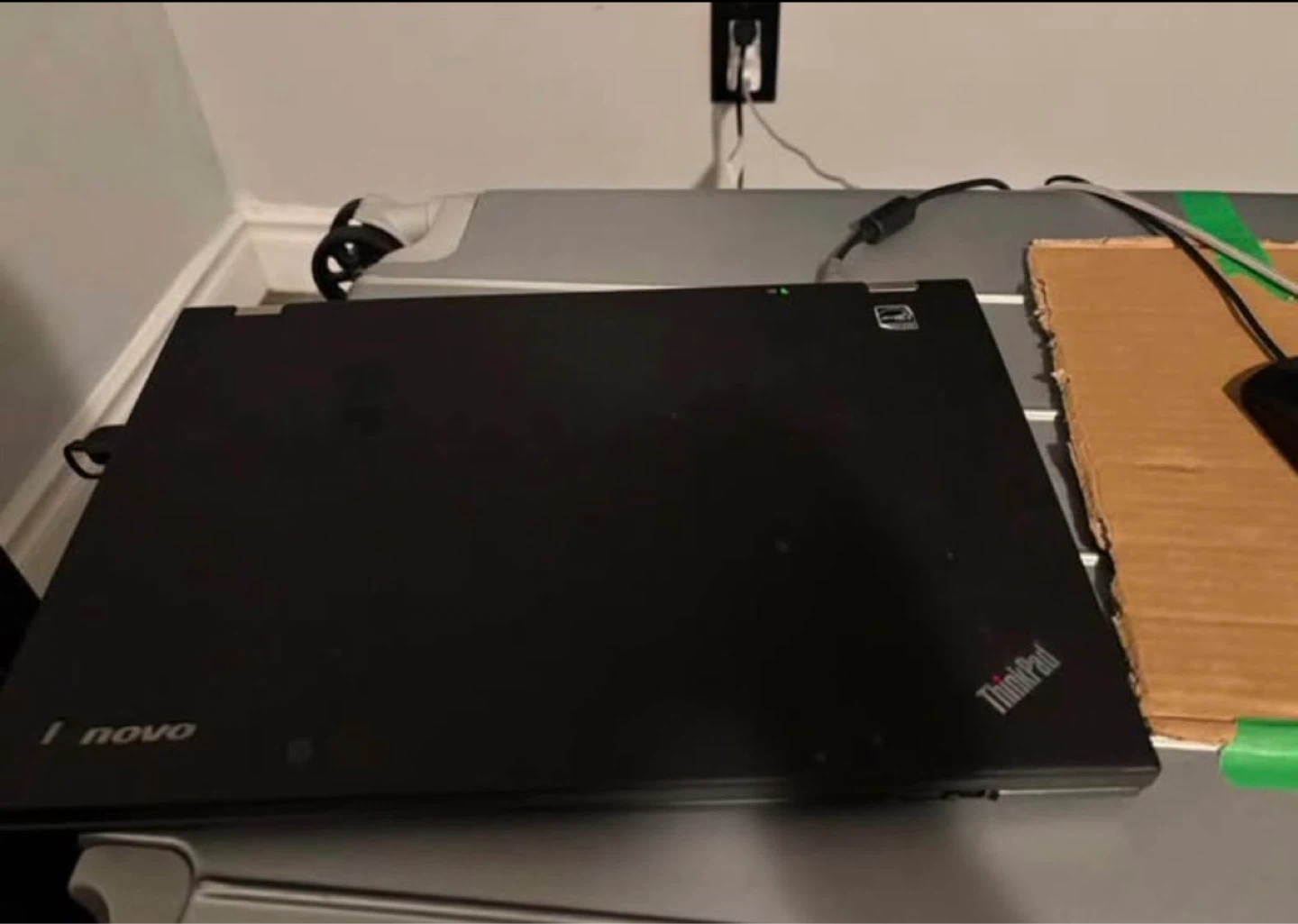 Lenovo ThinkPad Laptop, charger and Mouse - photo 3