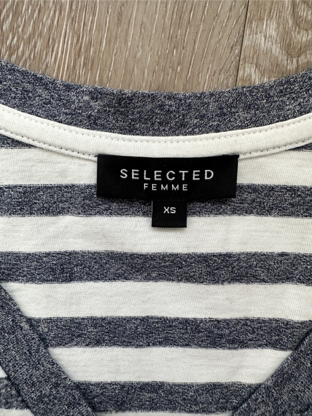 Selected Femme Striped V-Neck T-Shirt XS - photo 2
