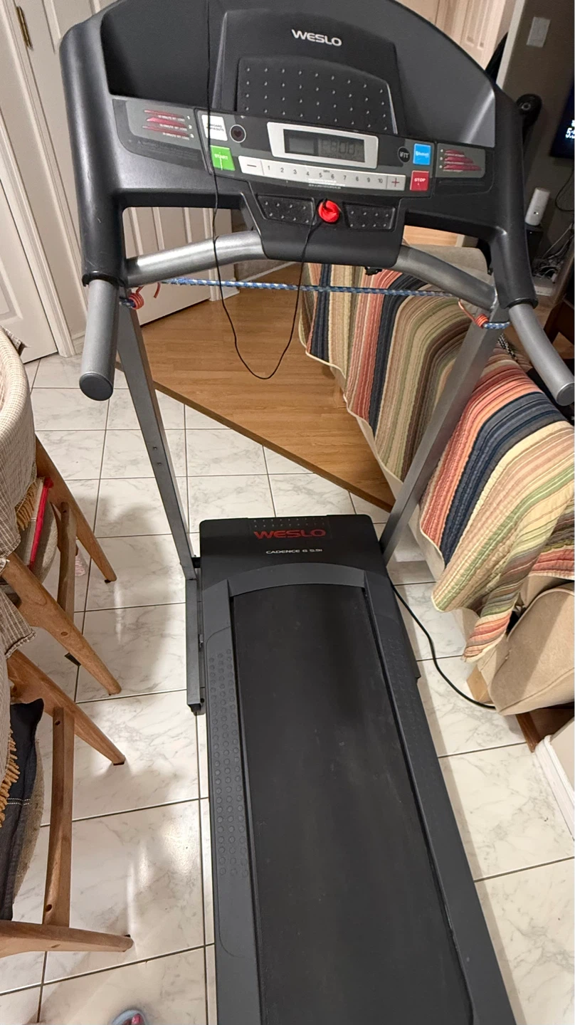 Weslo Cadence G 5.9i Treadmill - photo 4