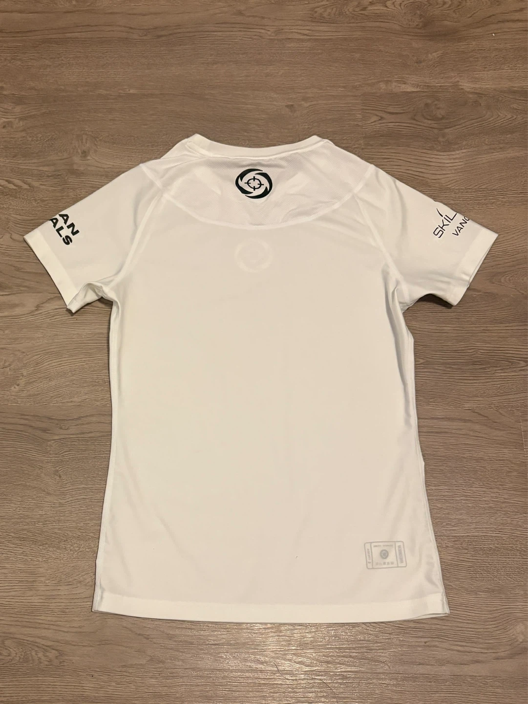 VCHAN VISUALS T-shirt - photo 2