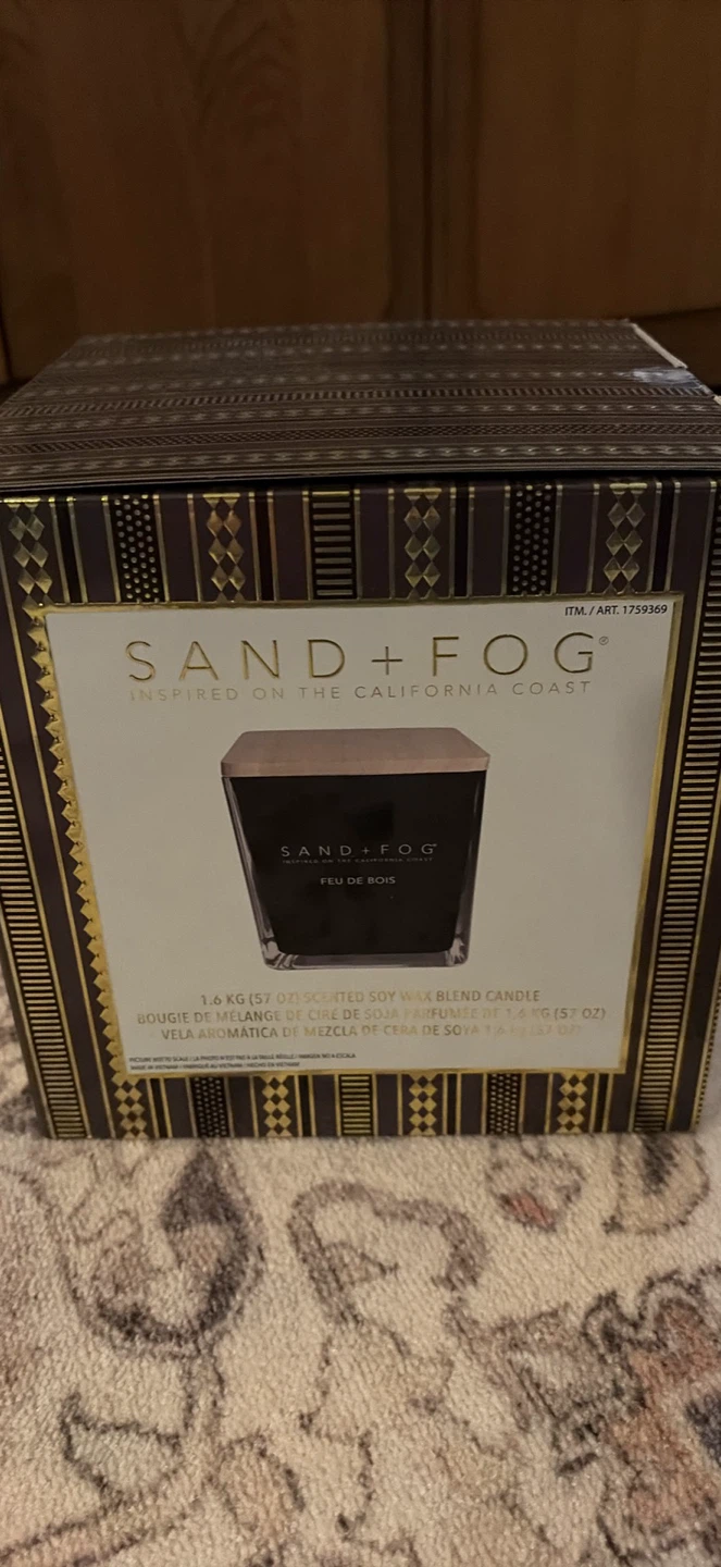 HUGE 57oz Sand + Fog Feu de Bois Scented Candle - photo 2