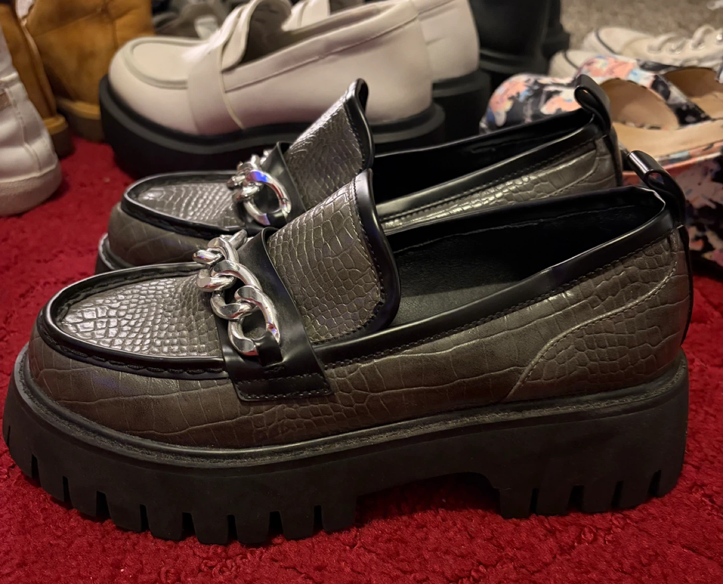 KOI Chunky Chain Loafers - photo 3