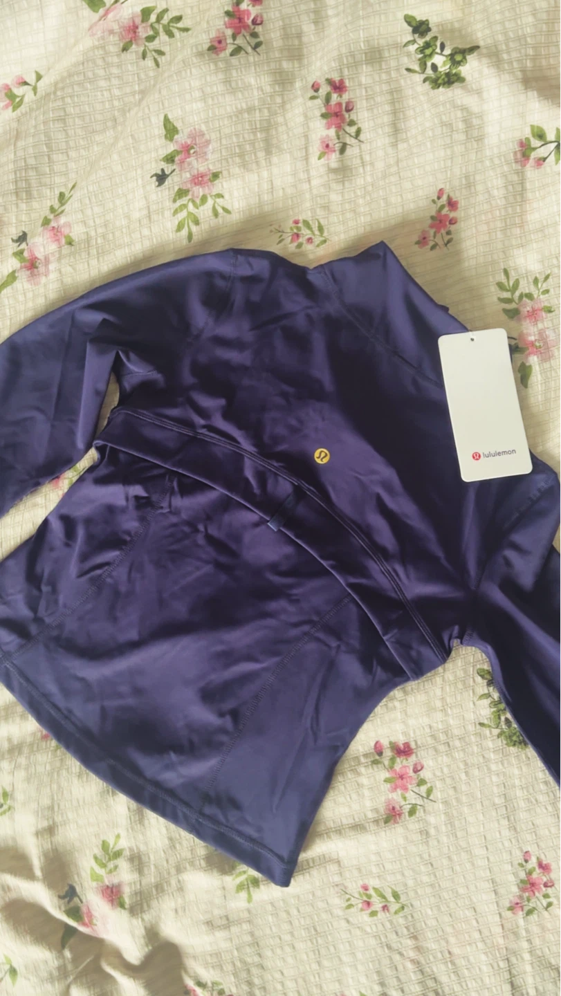 Lululemon Jacket Size 6 - photo 2