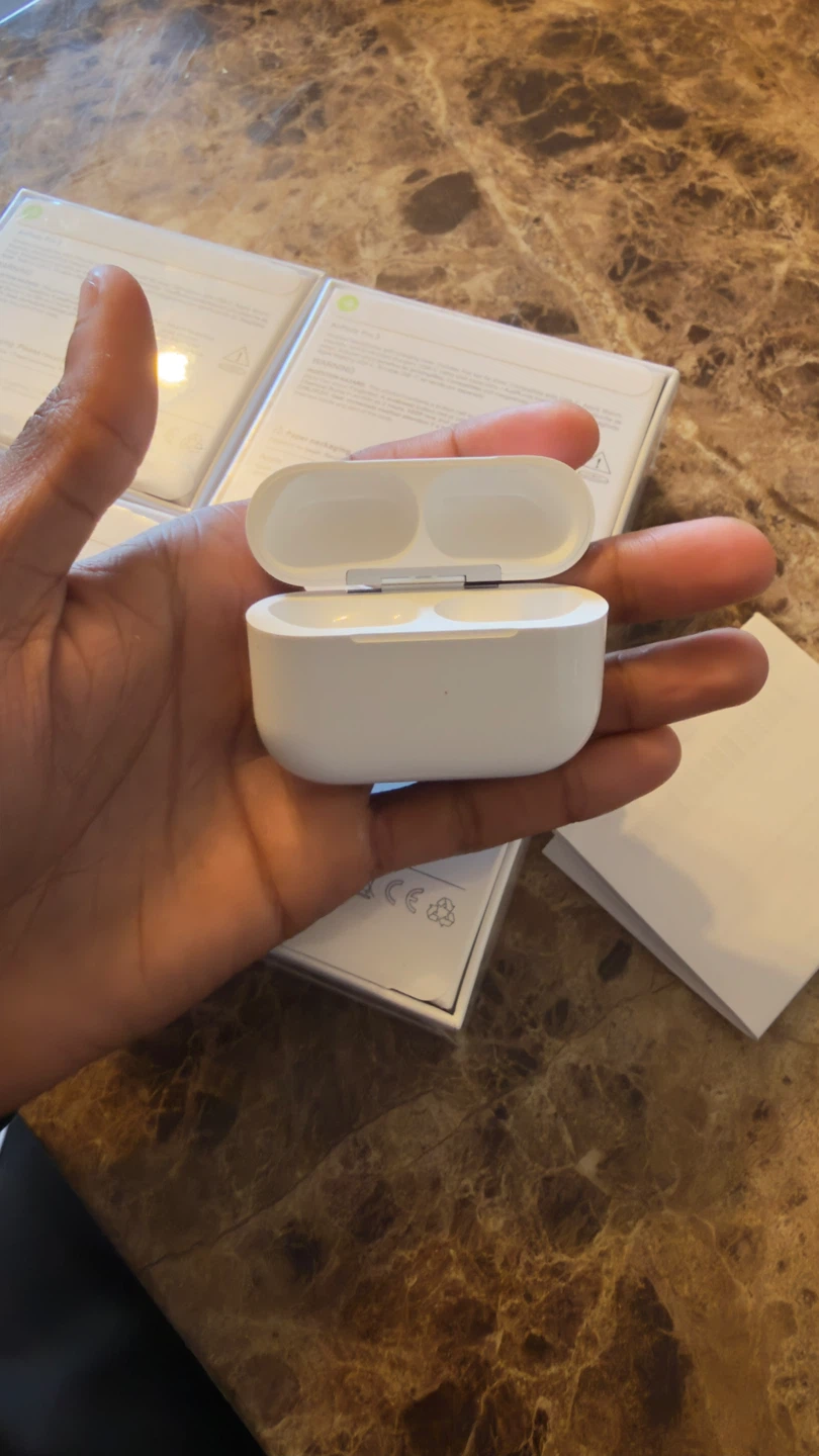 AirPods pro 3 - photo 3