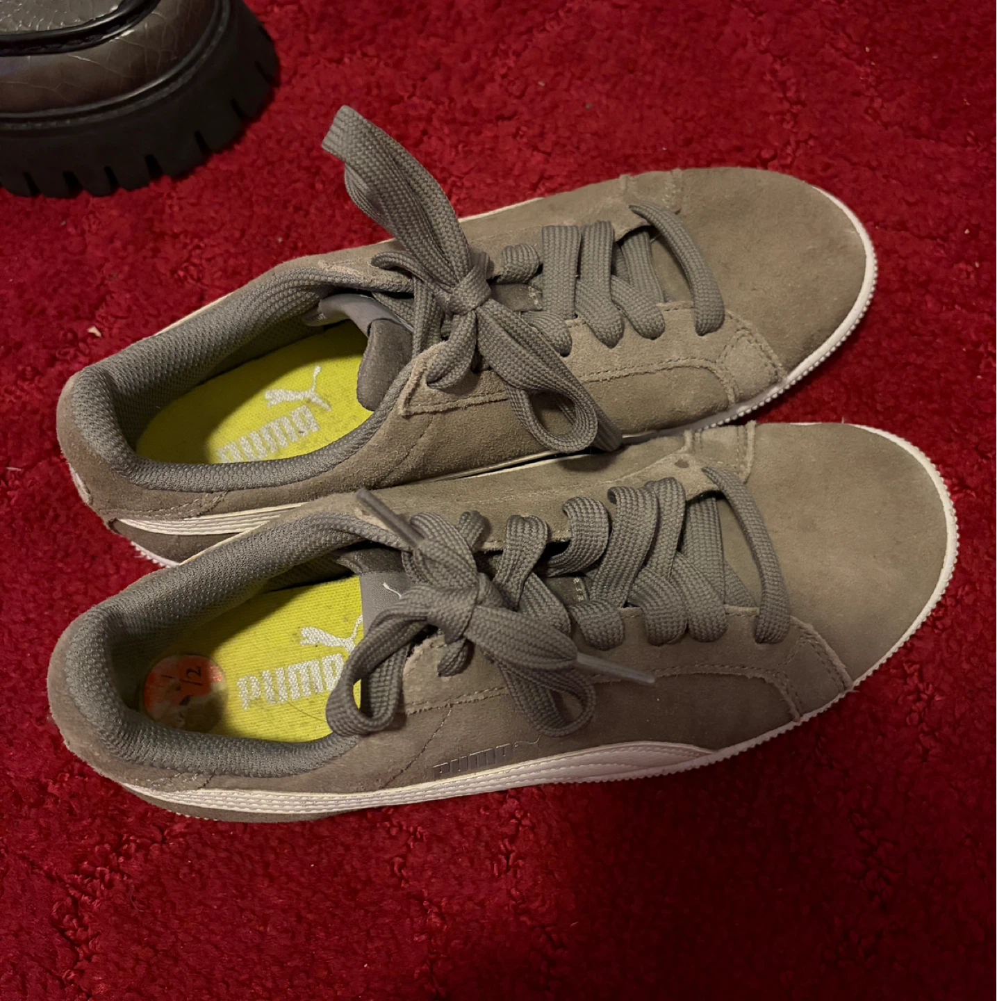 Puma Suede Shoes - photo 3