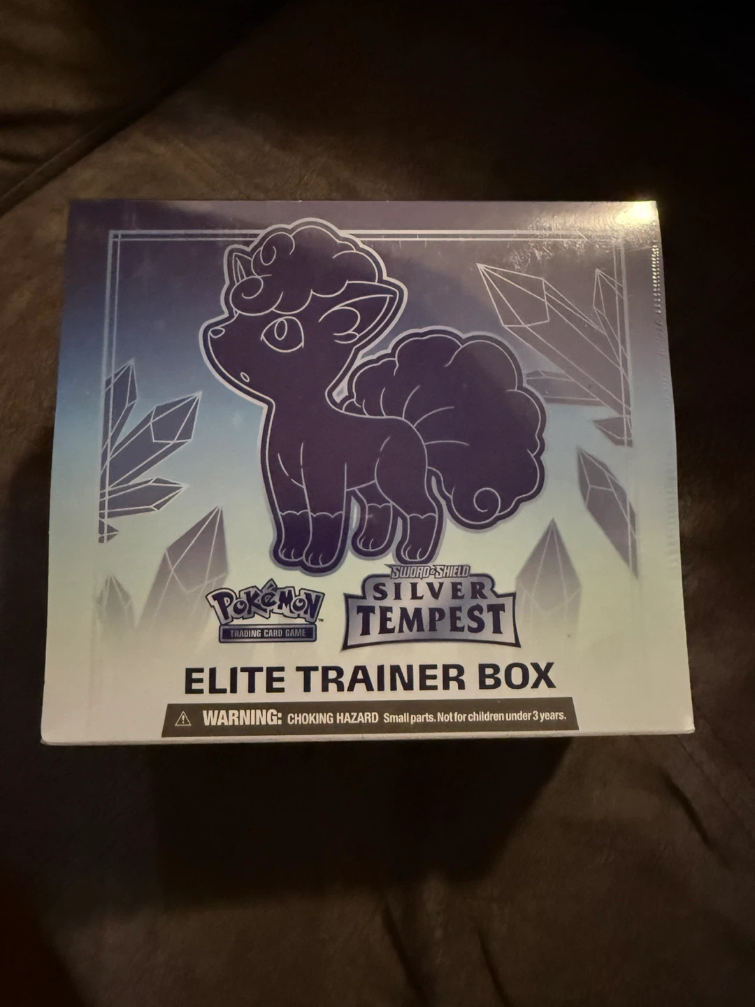 Pokémon Sword & Shield Silver Tempest Elite Trainer Box