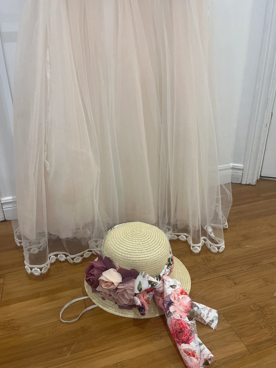 Mialona Girls Dress with Hat - Size 12A - photo 3
