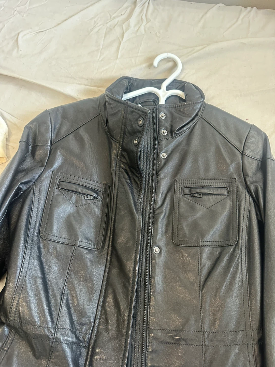 Danier Black Leather Jacket - photo 5
