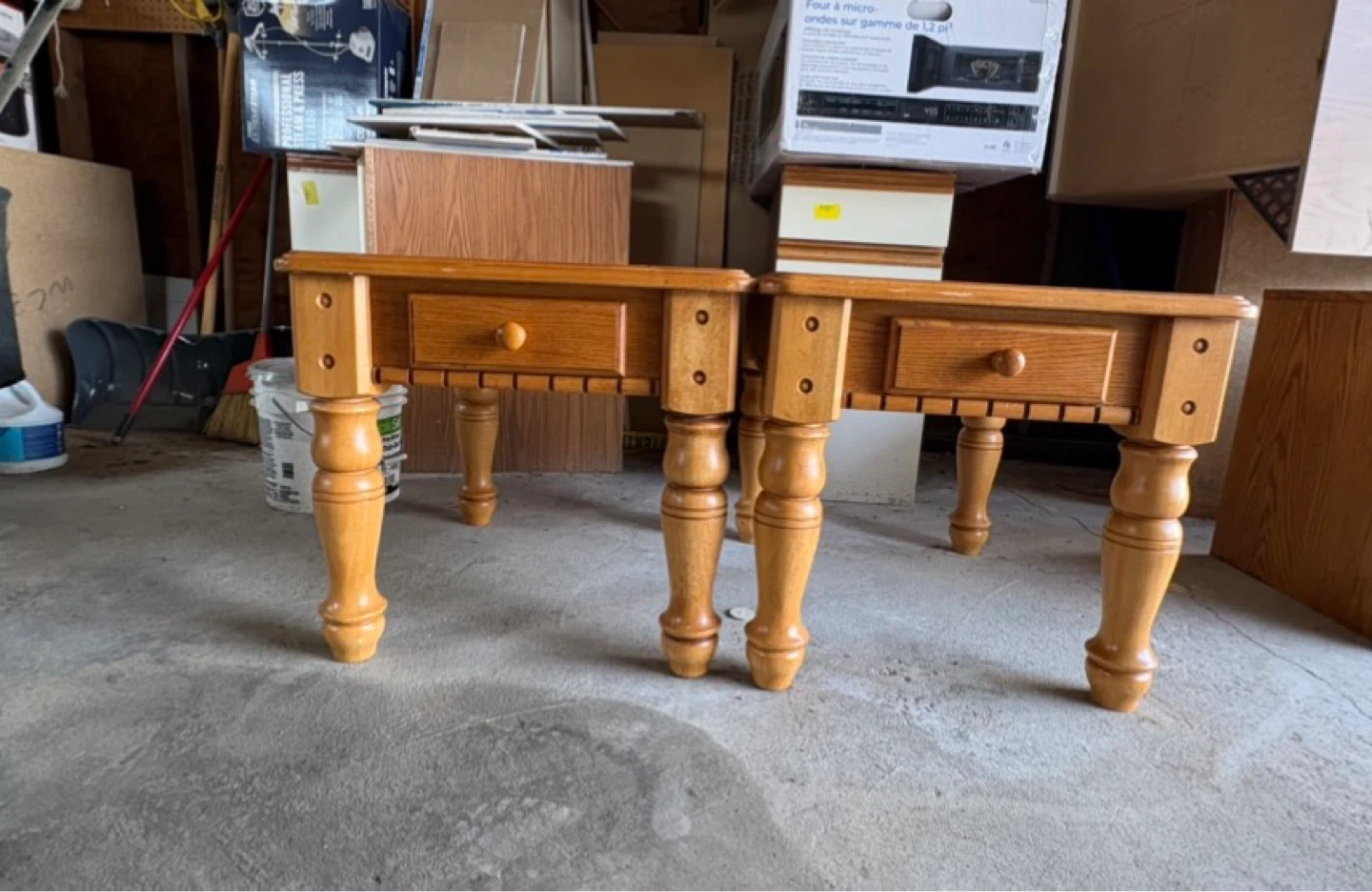 Solid Wood 3-Piece Table Set – Coffee Table & 2 End Tables