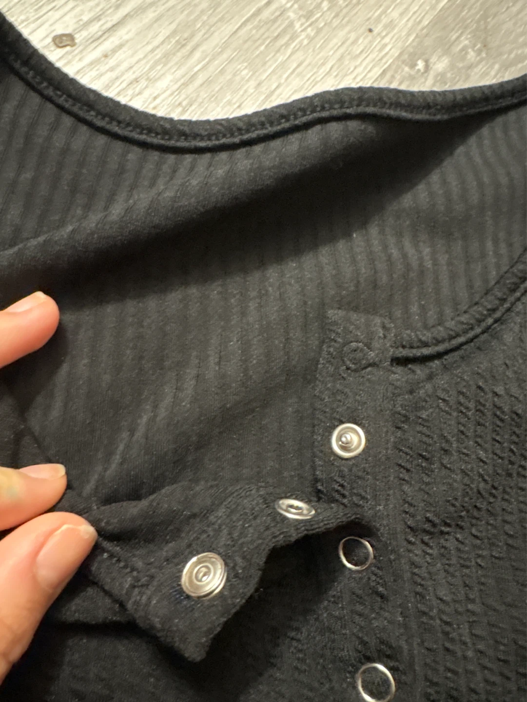 Black long sleeve henley shirt - photo 2