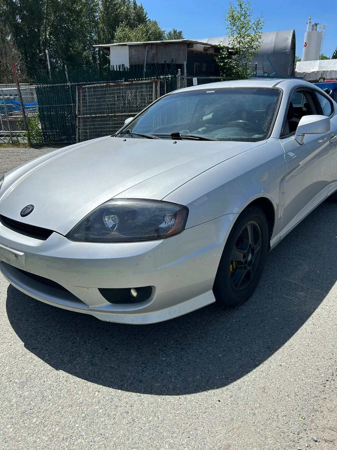 Silver Hyundai Tiburon Coupe with 135,000 km - photo 2