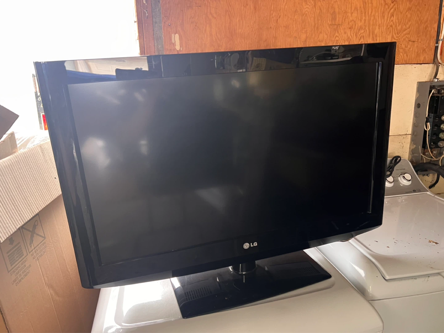 LG 32" HD Television