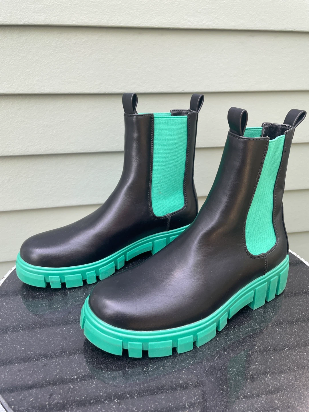 Vera moda Black Chelsea Boots with Green Sole - photo 2
