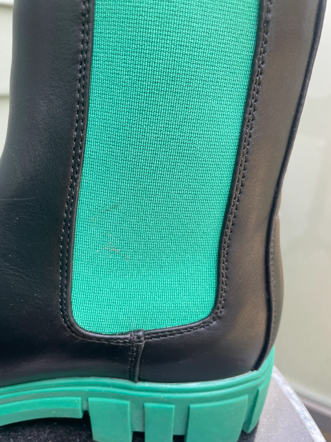 Vera moda Black Chelsea Boots with Green Sole - photo 4