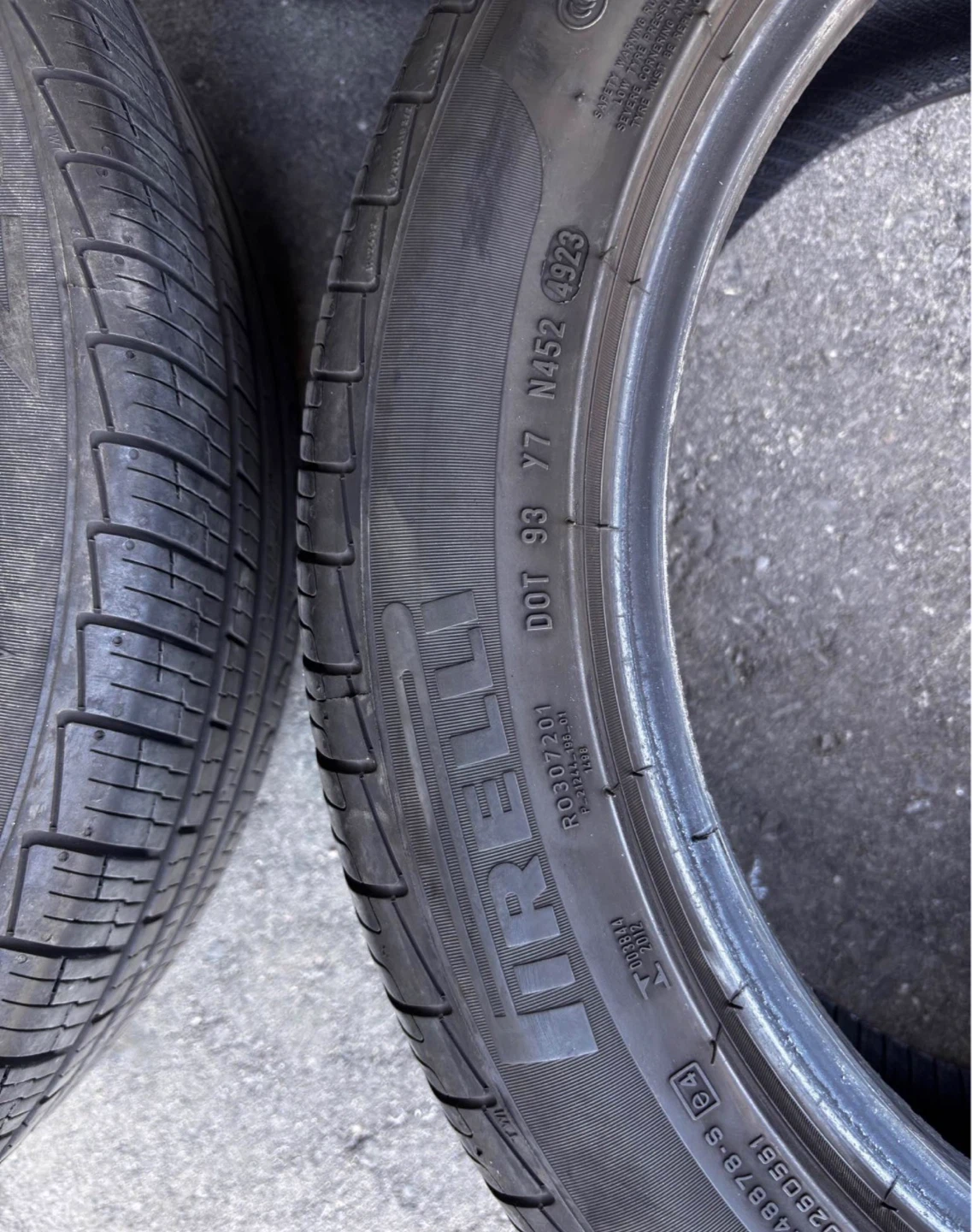Like New Pirelli 225/50 R18 All Season Run Flat Tires - photo 3
