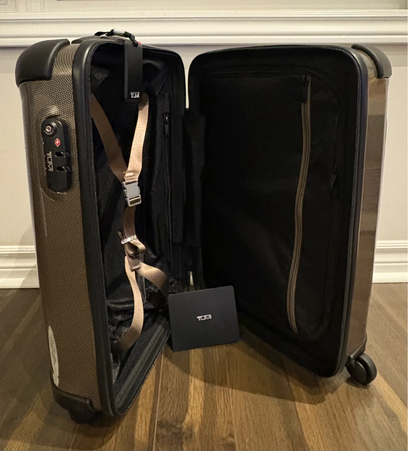 Tumi International Carry-On Luggage - photo 2