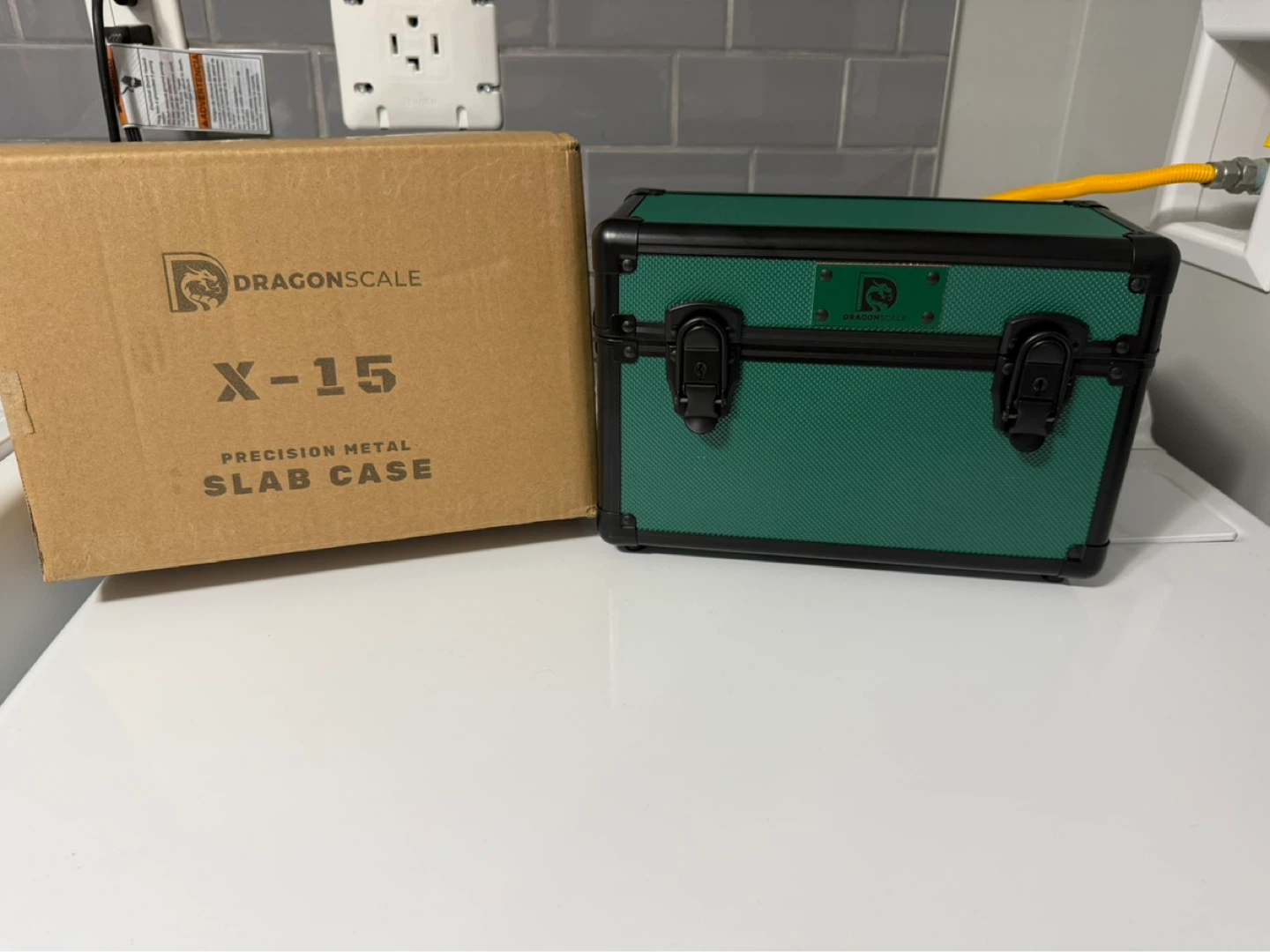 Slab storage case card collector