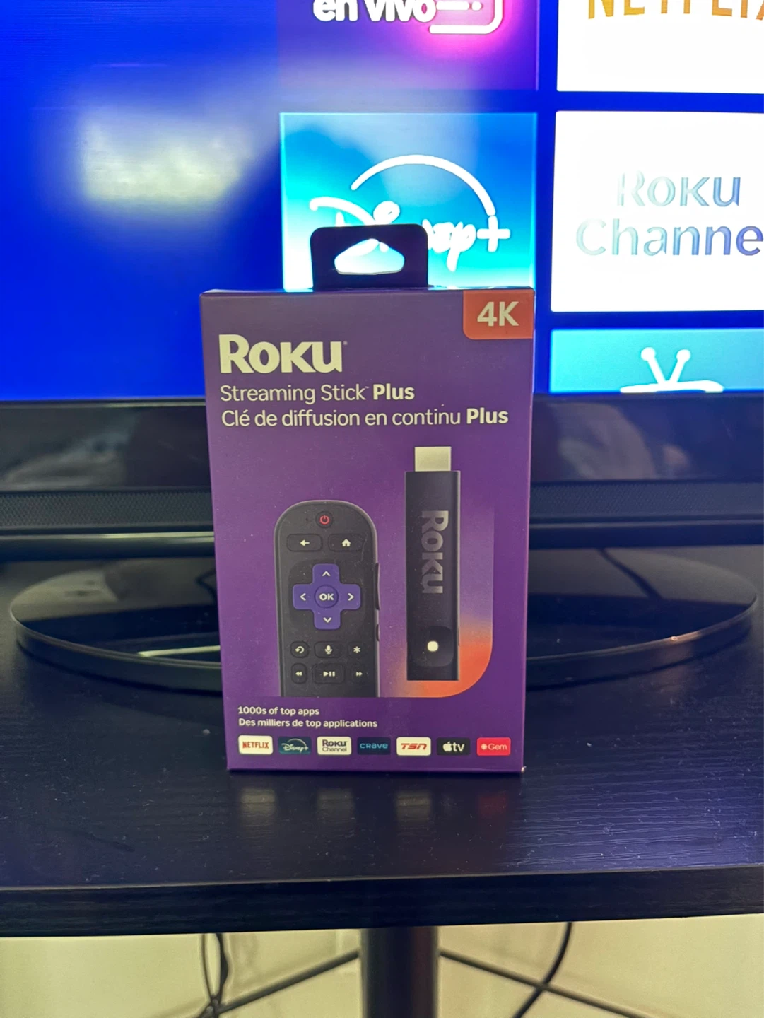 Roku Streaming Stick Plus 4K + TV 32’ - photo 2