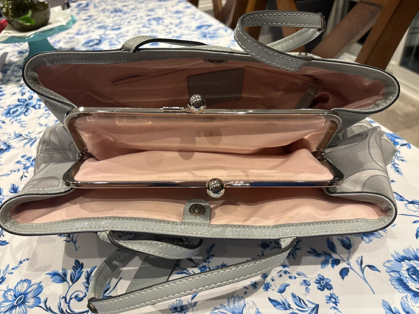 Coach Handbag - photo 2