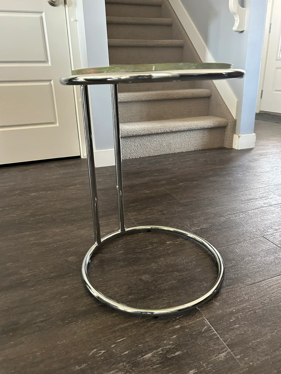 Floral Resin Accent Table - photo 2