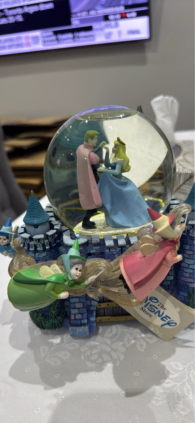 Disney Sleeping Beauty Castle Snow Globe