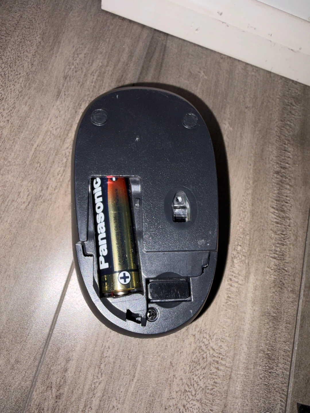Black Wireless Computer Mouse with USB Dongle - photo 3