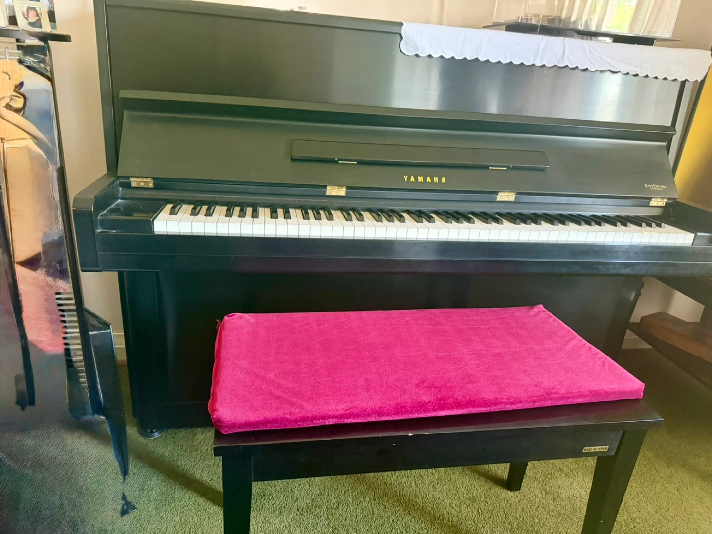 Yamaha Upright Piano with Bench - photo 4