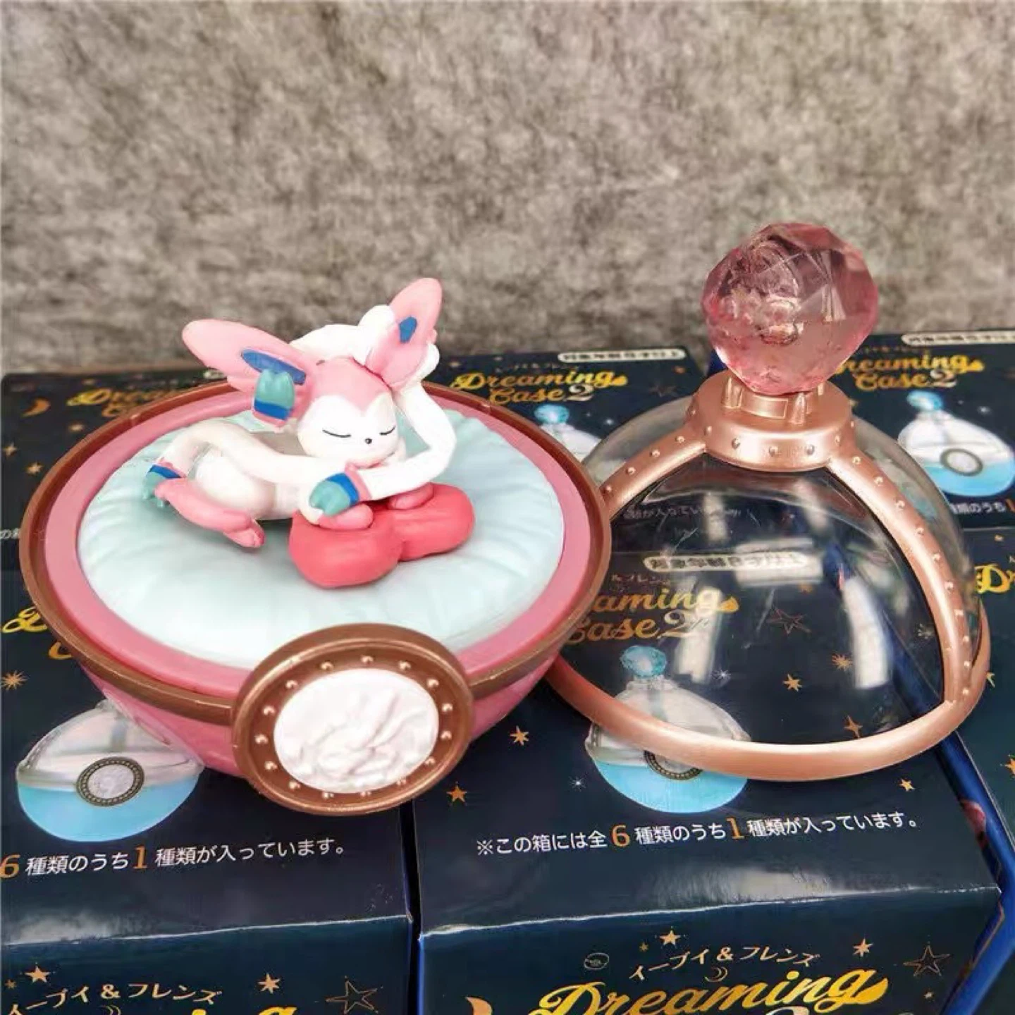 Sylveon mini figure collection