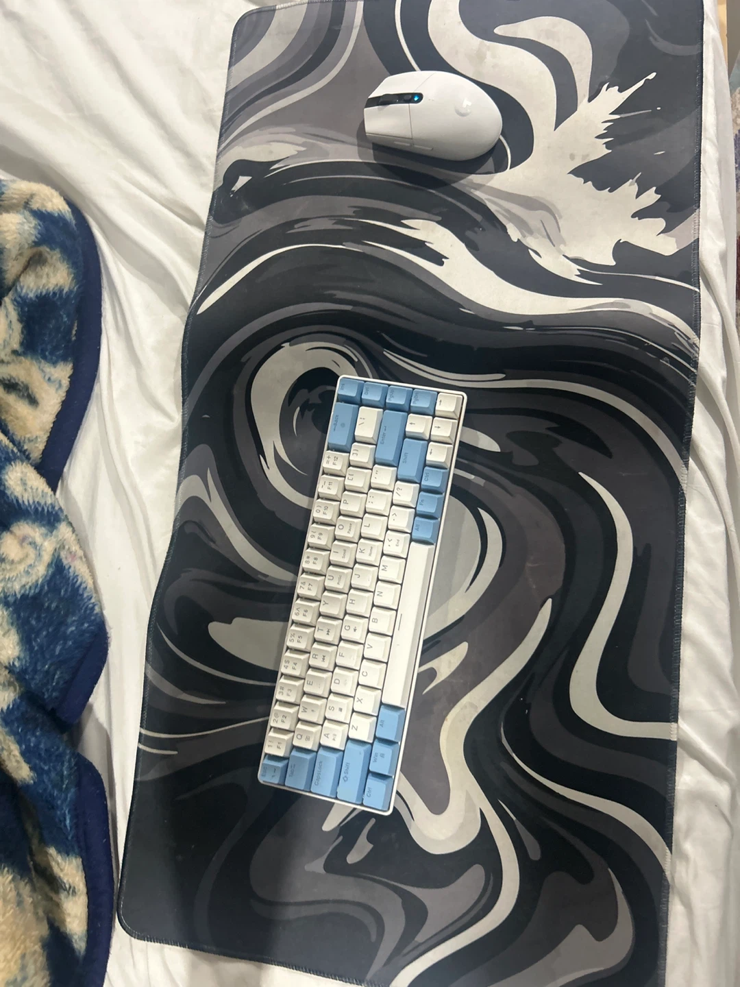 abucow Wireless Gaming Keyboard and Logitech Mouse Bundle - photo 2