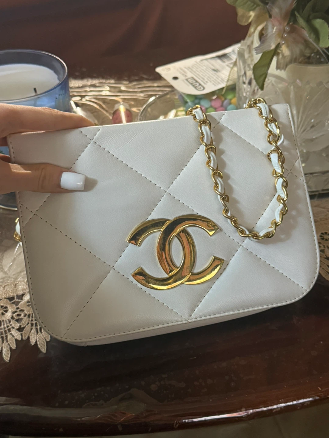 Women’s white Chanel Crossbody Bag - photo 4