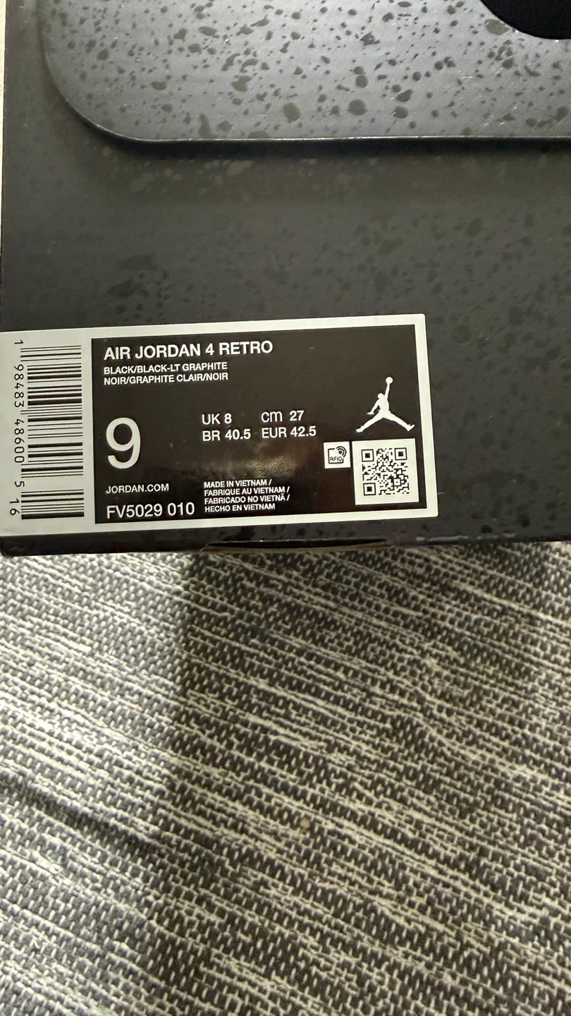 Air Jordan 4 Retro Black Cat - photo 4