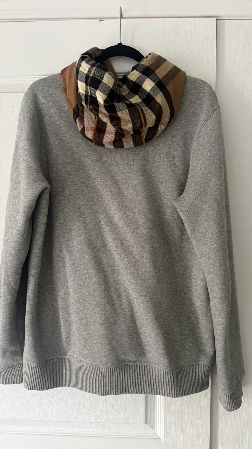 Burberry Hoodie with Cashmere - photo 2