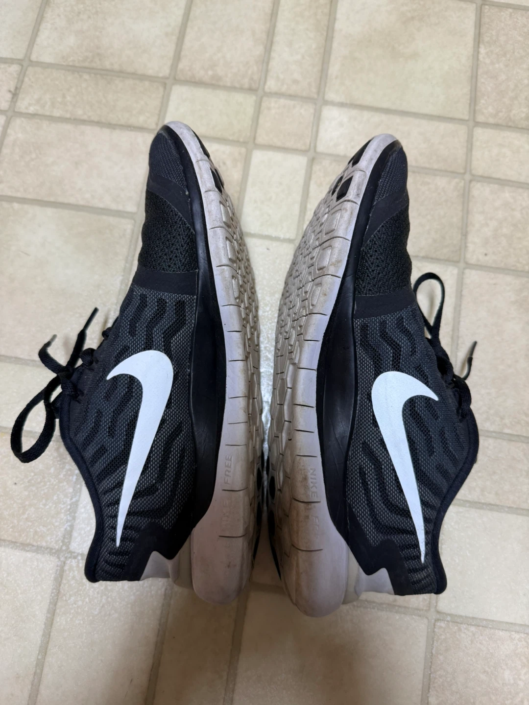 Nike Free 5.0 women’s running shoes size 8.5 - photo 3