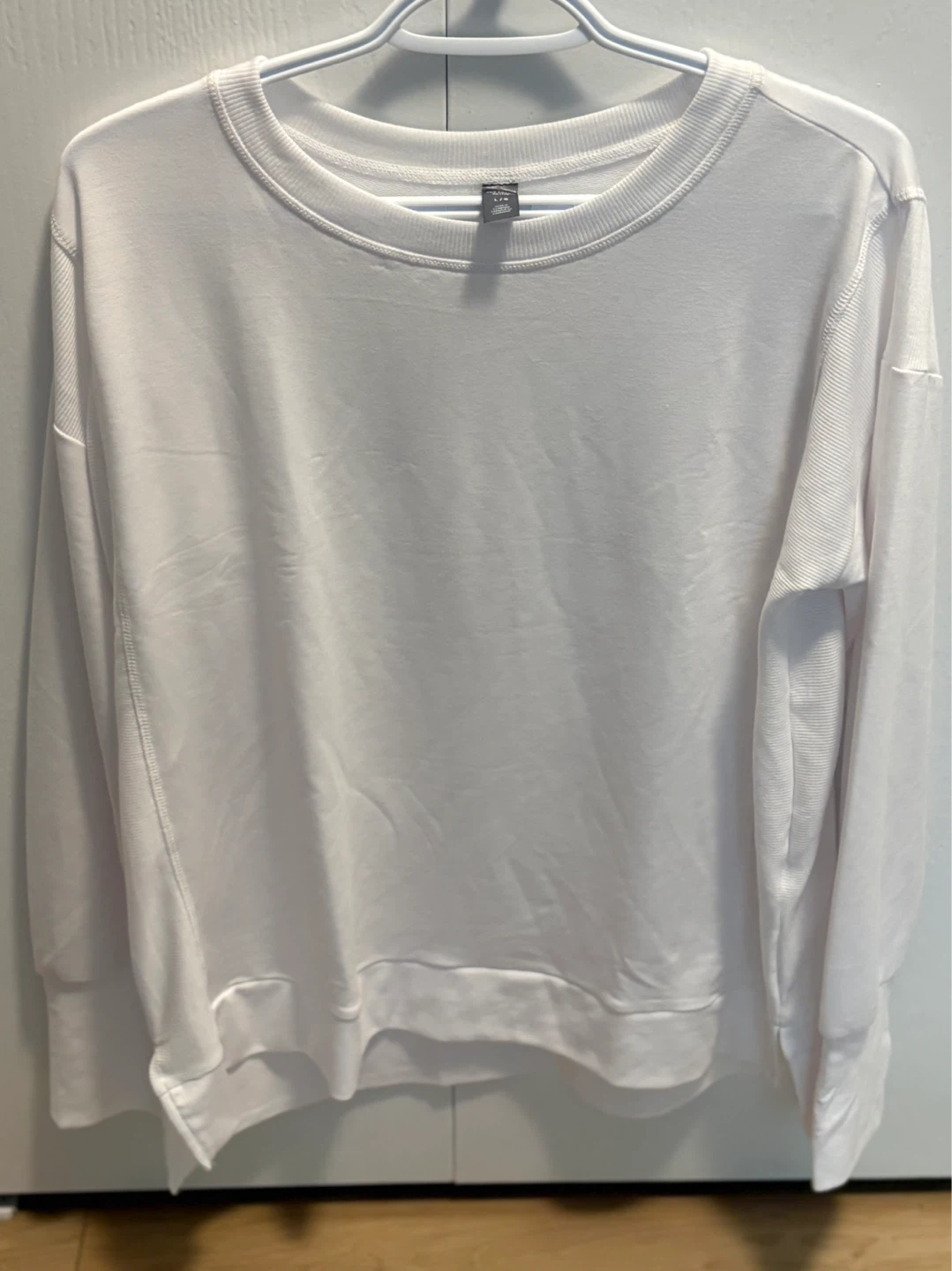 Joe Fresh Active Long Sleeve Crewneck Sweatshirt L/G