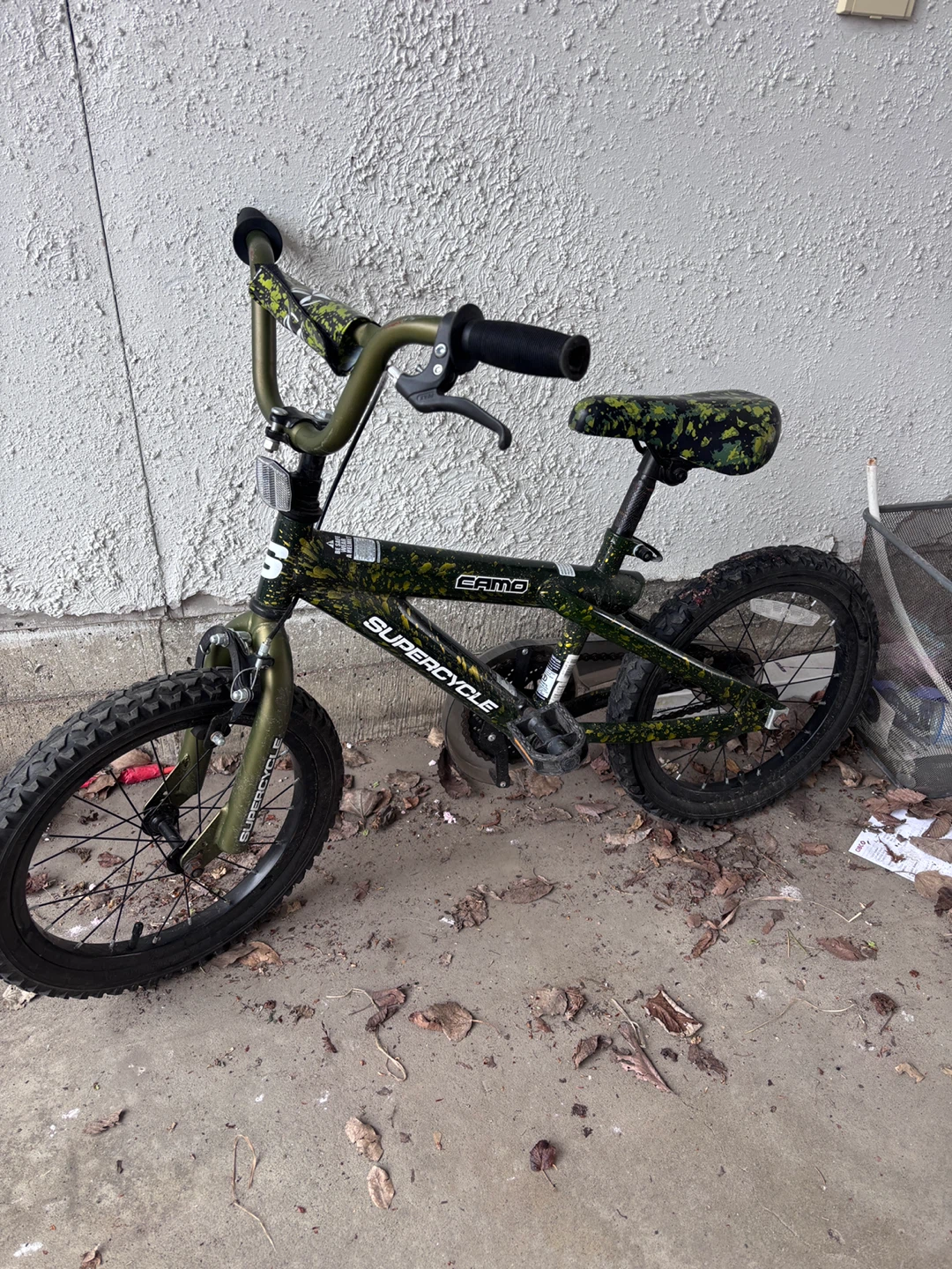 Supercycle Camo Kids Bike