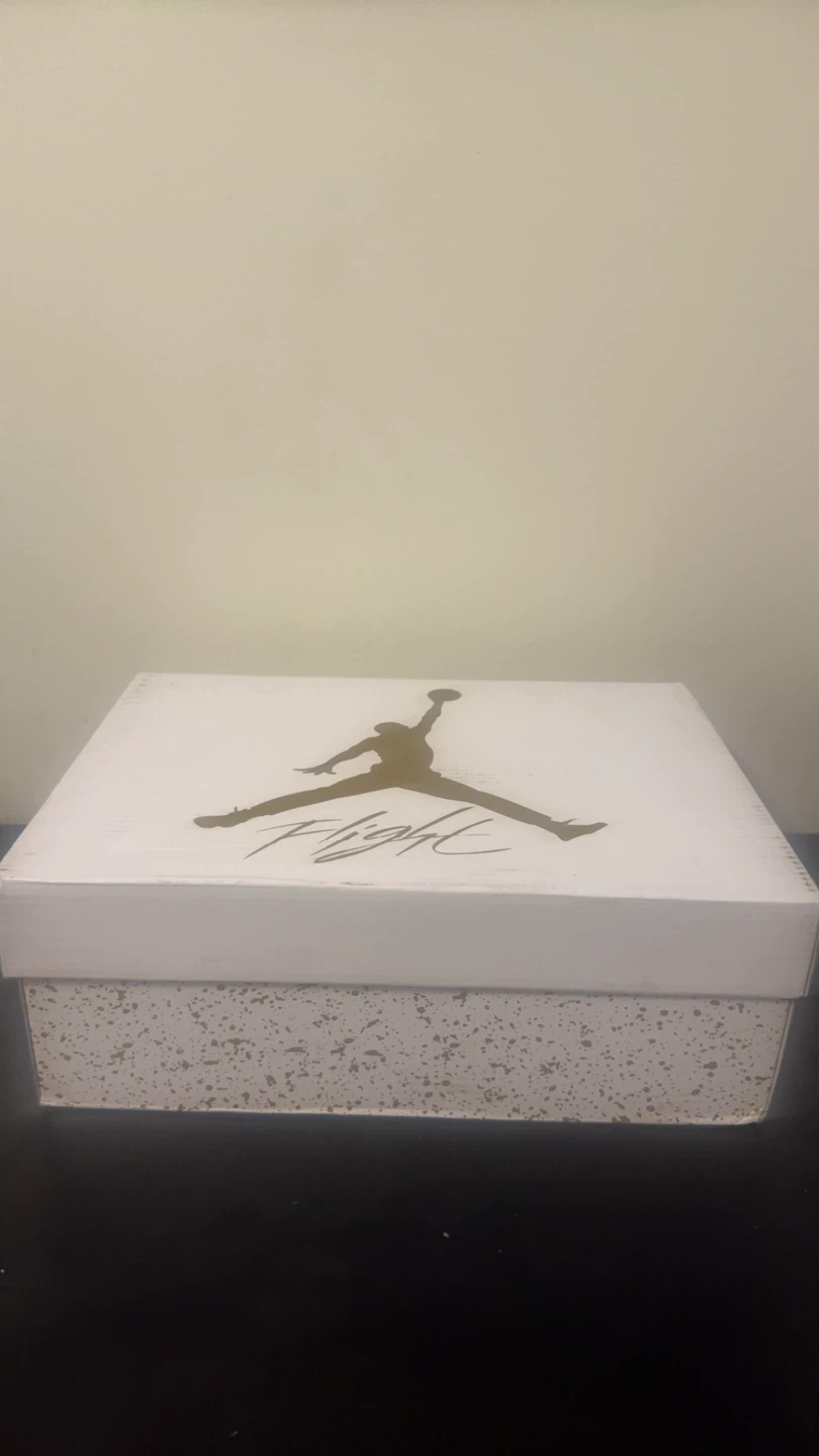 Brand New Jordan 4 Metallic Gold M11/W13 - photo 5