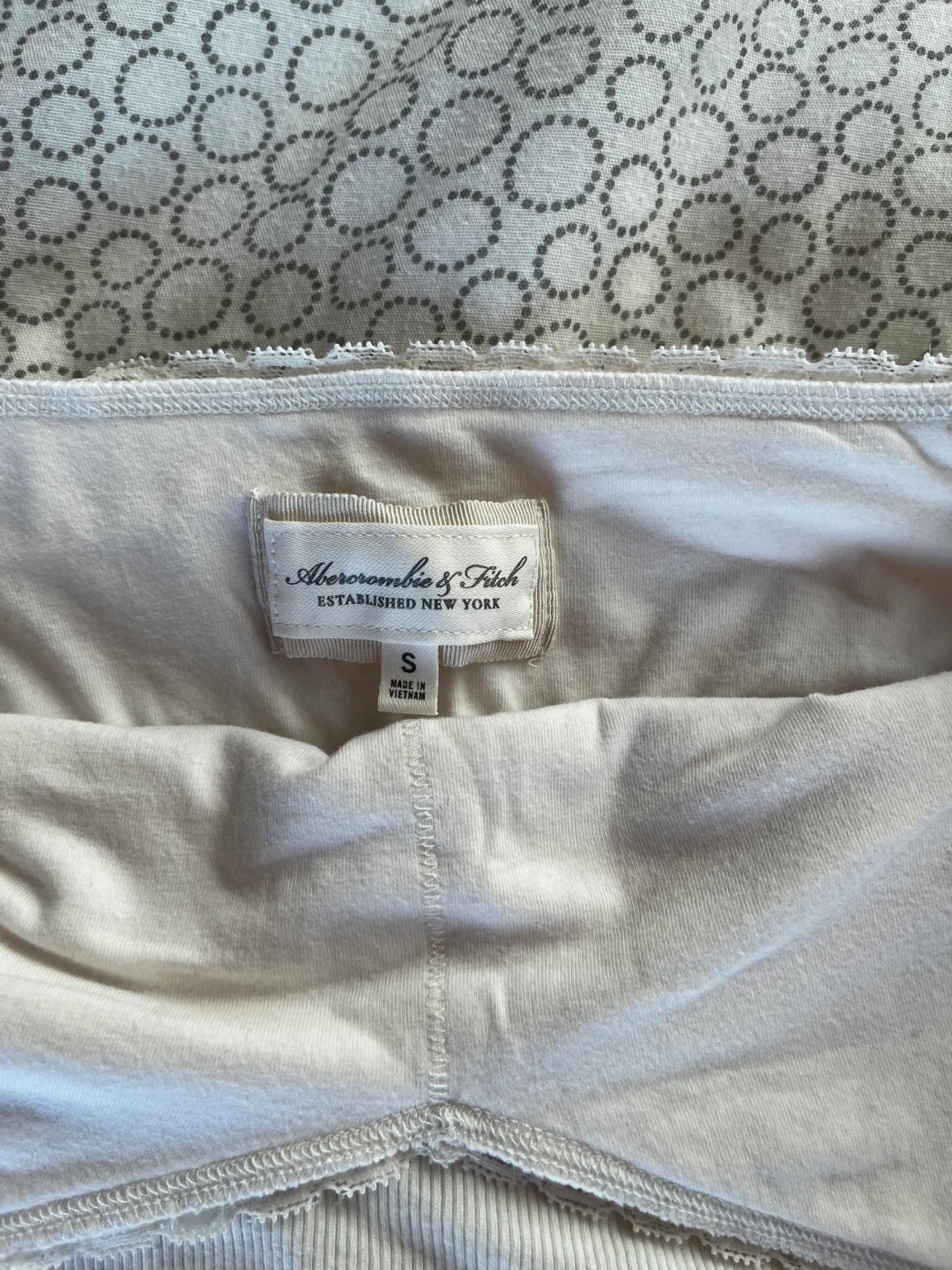 A&F Lace Trim Cami - photo 3